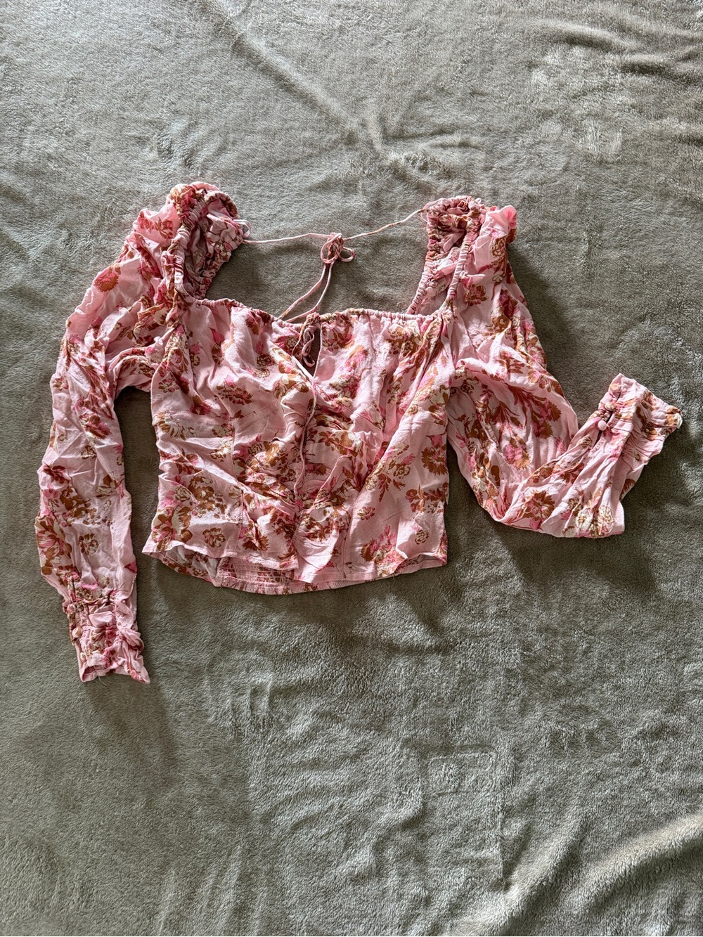 Free People Hillary Pink Floral Puff-Sleeve Smocked Crop Top- Size L NWT